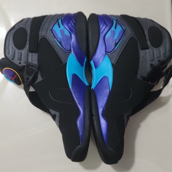 Air Jordan Retro 8 "Aqua" 2015 - Picture 8 of 13